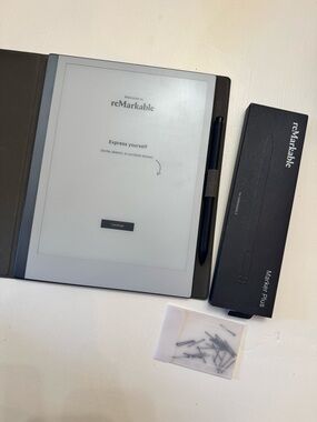 Tablet with Black Marker Plus - Slate Gray